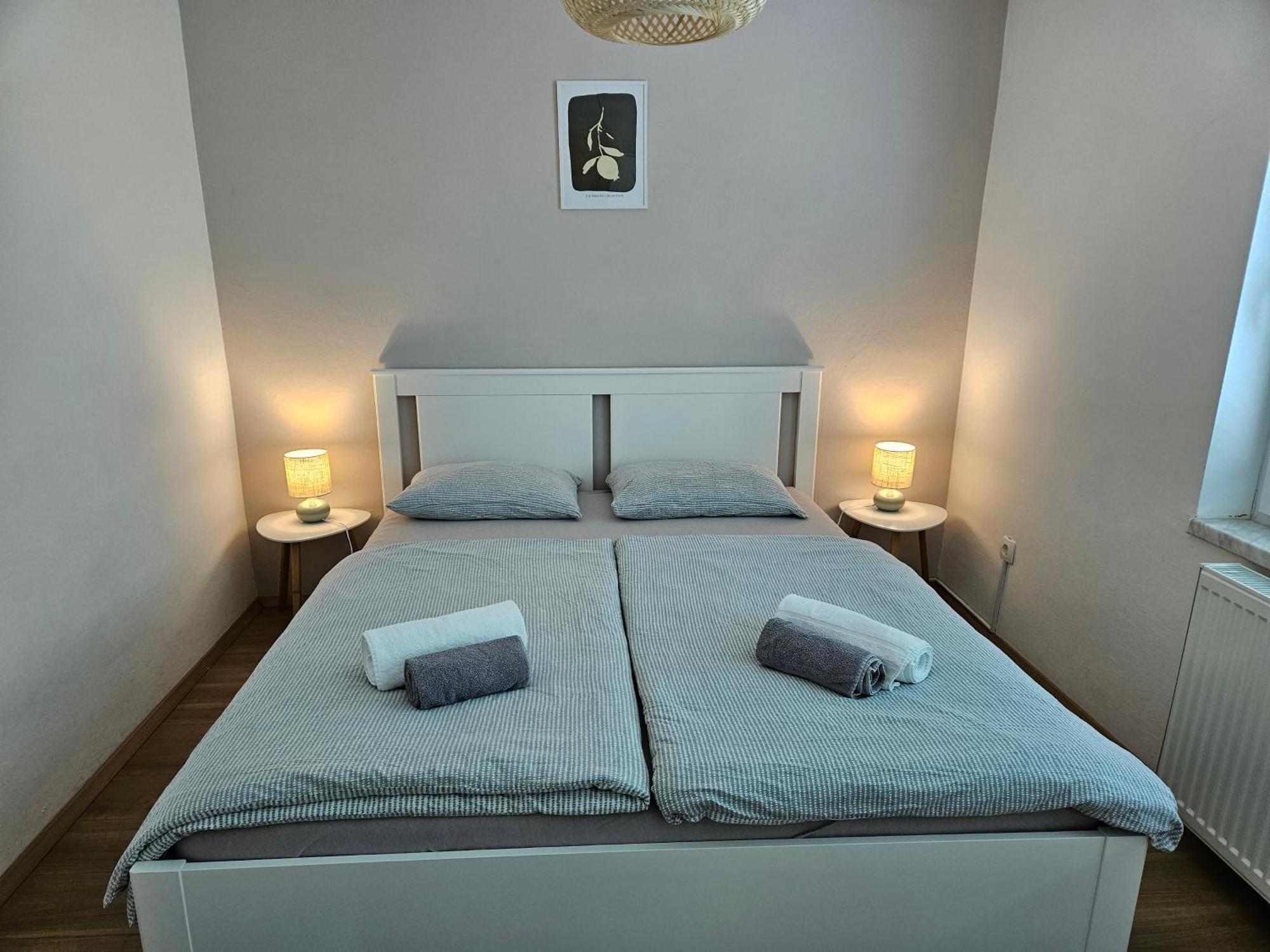 Apartment Domacija Mlaker Podcetrtek